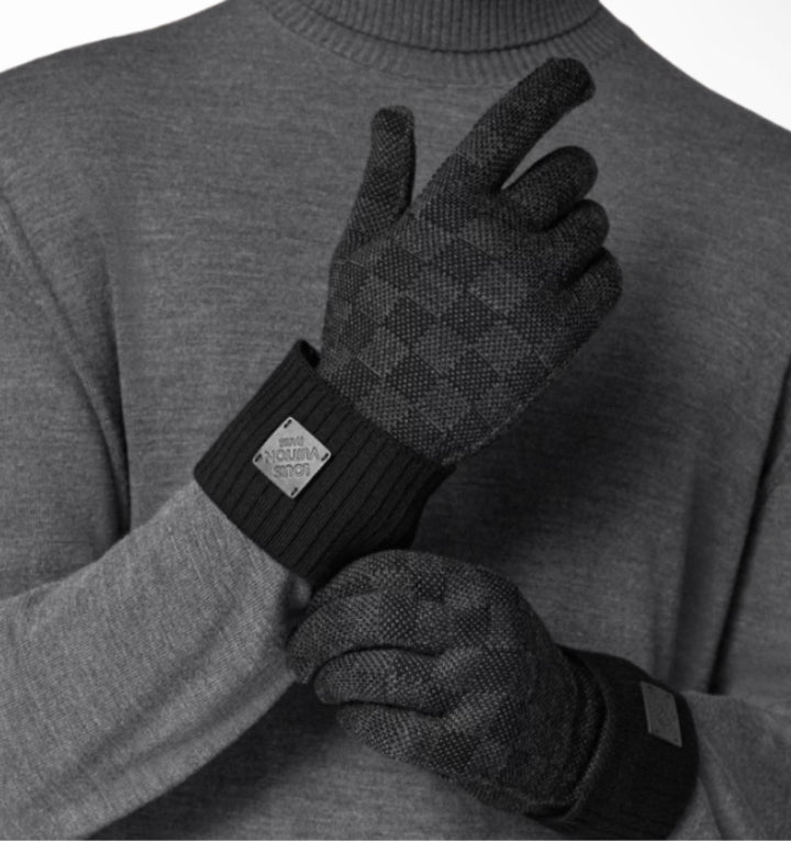 MEN LOUIS VUITTON DAMIER GLOVES